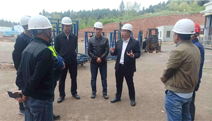 石鎮(zhèn)槐、陳箐帶隊(duì)暗訪督導(dǎo)重大項(xiàng)目建設(shè)和安全生產(chǎn)工作